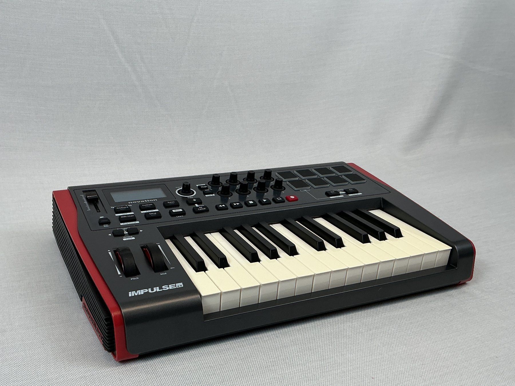Novation Strumenti musicali: NOVATION Impulse 25 Midi Keyboard Controller – Usato da Richterswil venduto da Restwert_Richterswil 3