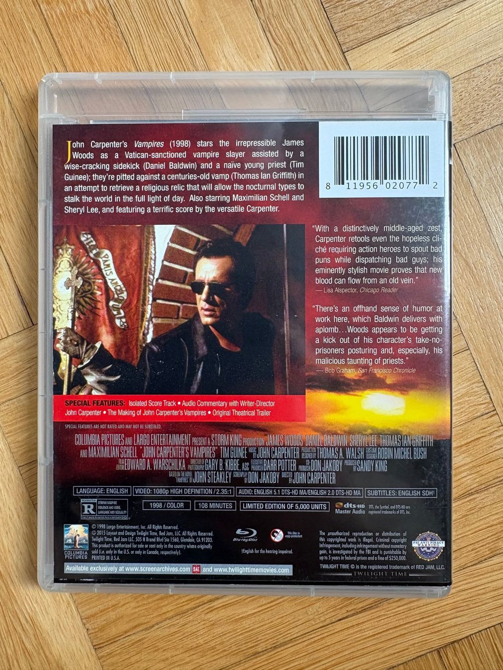 Tutti i DVDs: John Carpenter's Vampires - mit Booklet - Blu-ray – Nuovo (secondo la descrizione) da Zürich venduto da Malcom 2
