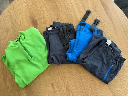 Kinder-Kleiderpaket, Outdoor Trekking, Grösse 128