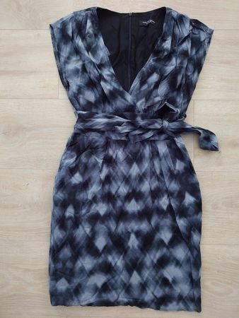Sommerkleid in Grösse 36 Dorothy Perkins Batik-Look