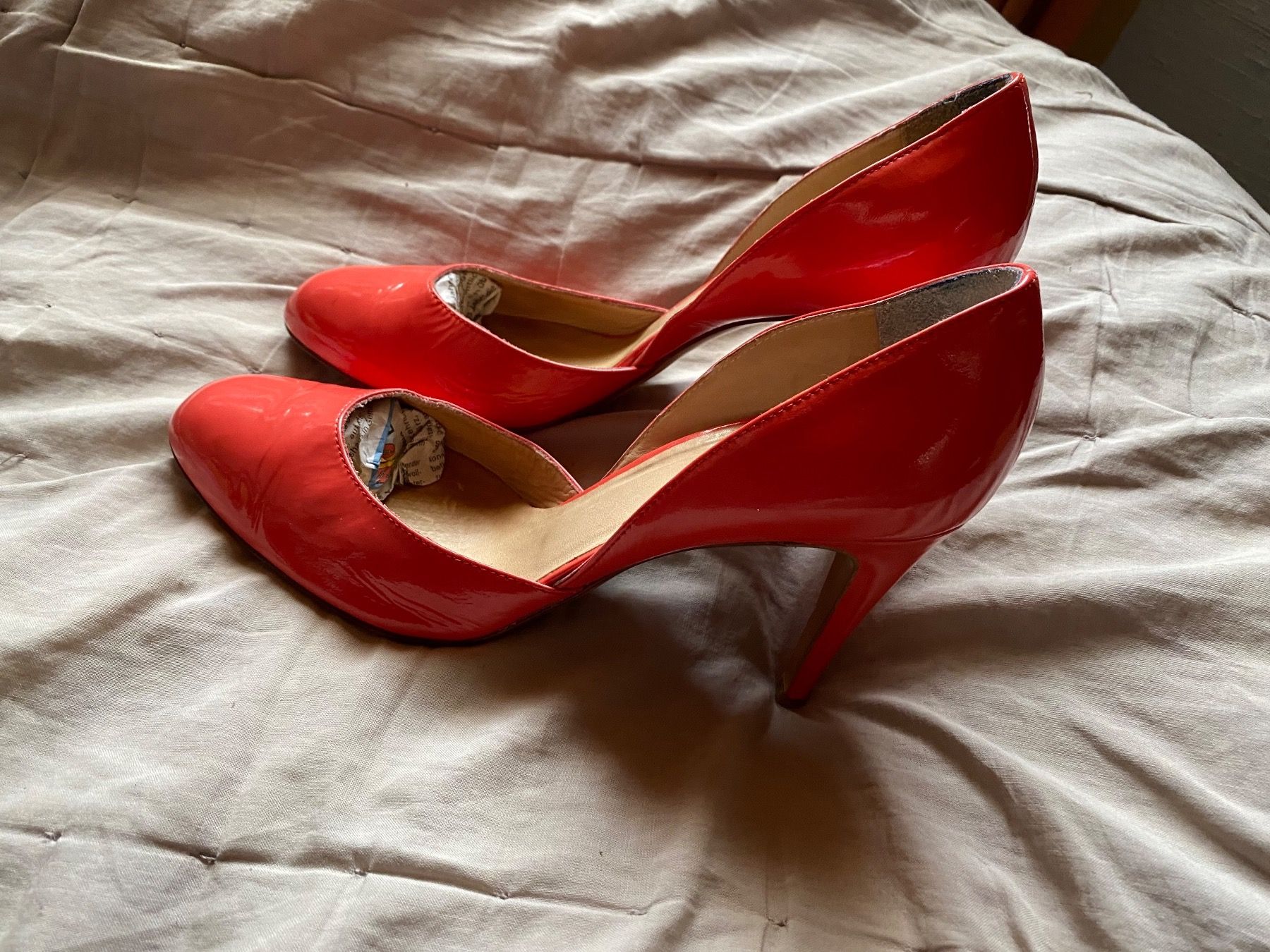 Damenschuhe: Escarpins en cuir vernis corail 39 – Gebraucht aus Geneve von Monthoux13 3