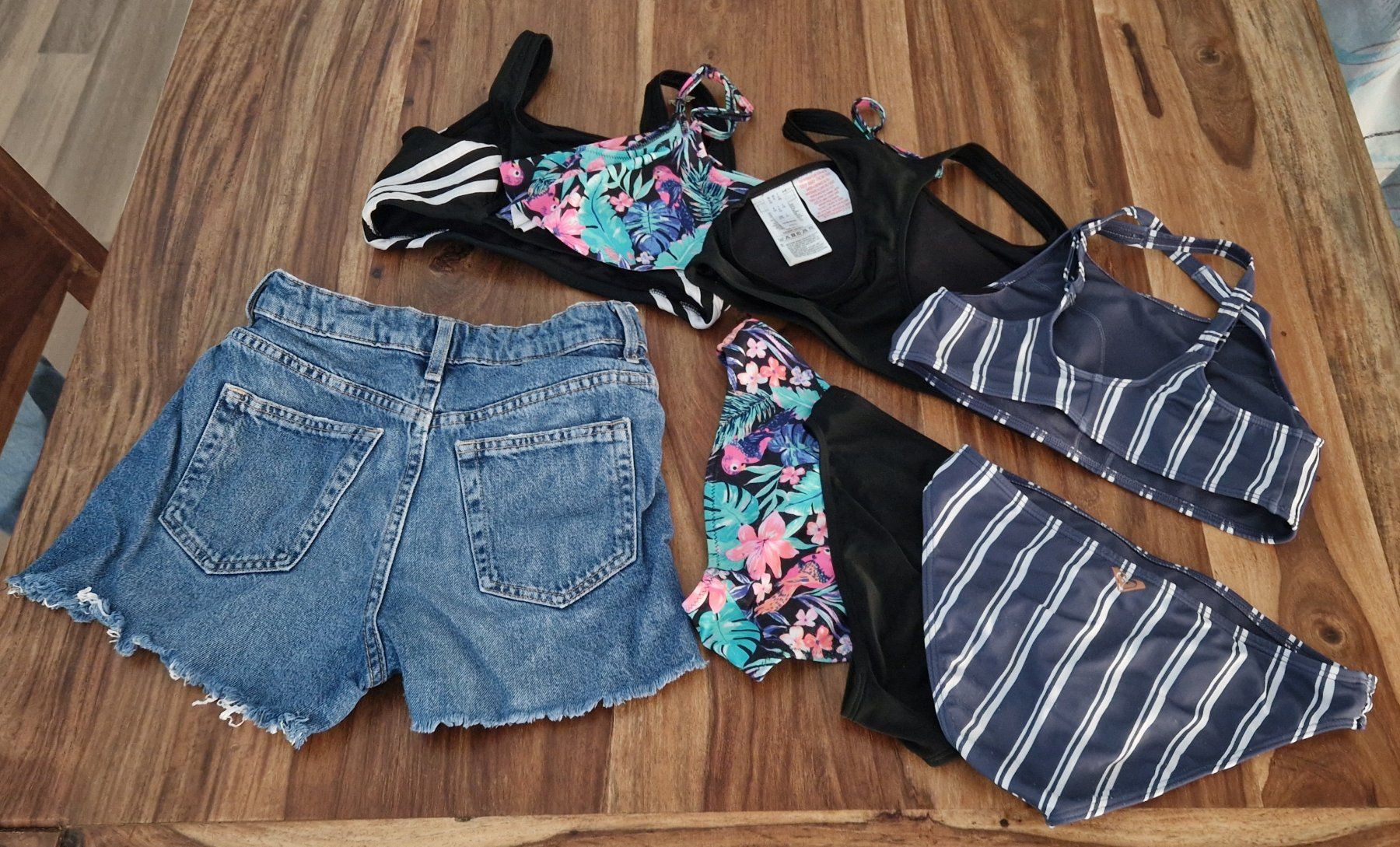 Maillots de bain: Bikinis Gr.146-158 – D'occasion à Diessenhofen par Lisa2003 2