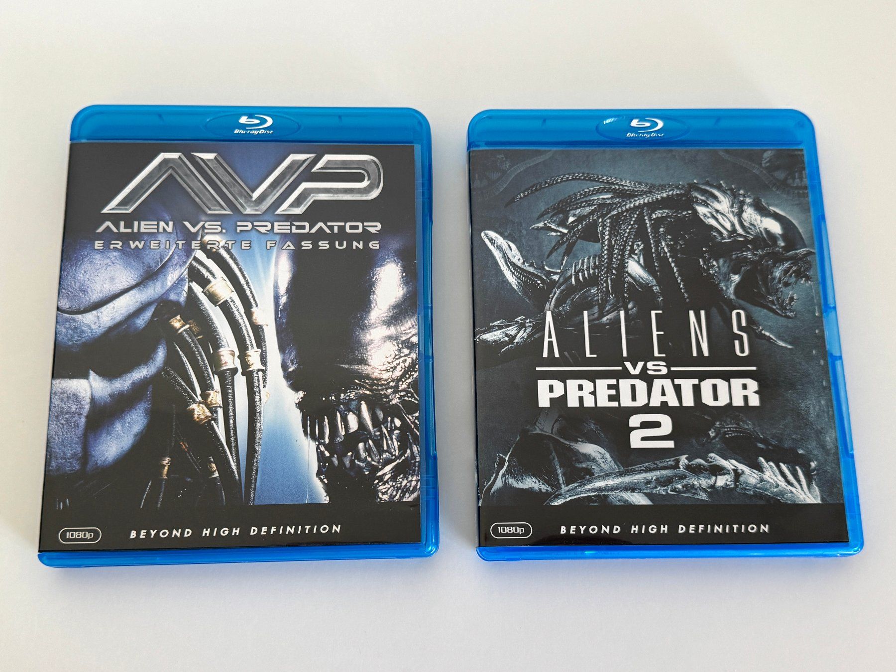 Tous les DVDs: AVP Alien vs. Predator 1 + 2 Bluray - Blu-Ray – D'occasion à Neuheim par vnetz