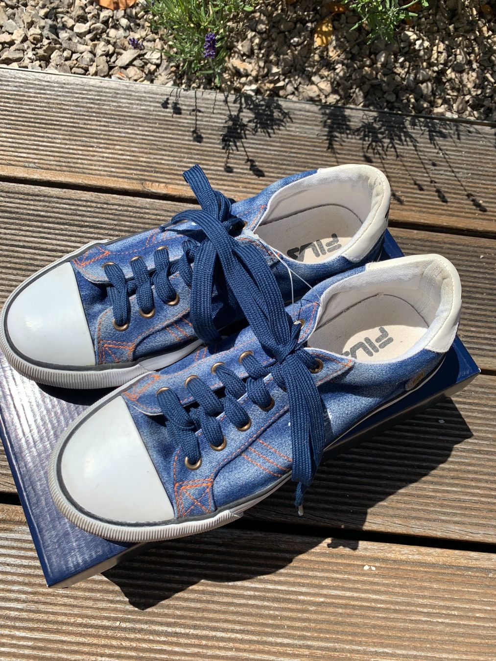 Fila Scarpe per ragazze: Fila Sneaker Jeans-Look Grösse 38 – Usato da Uitikon Waldegg venduto da daniela_diana 1