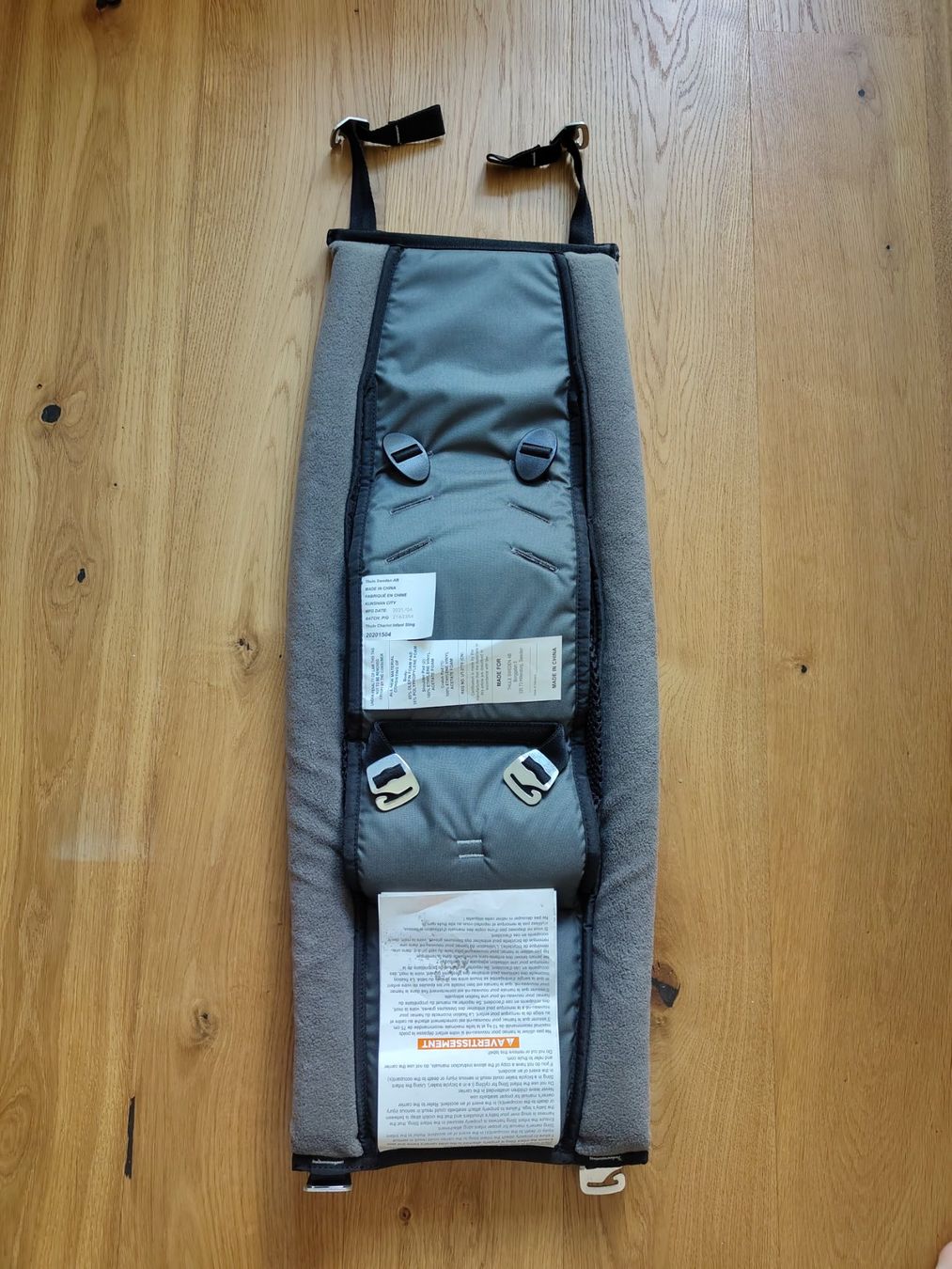 Thule Anhänger: Thule Infant Sling – Gebraucht aus Rheinfelden von val_bw9m 2