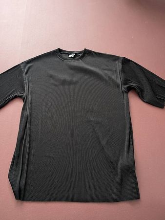 Schwarzes T-Shirt 