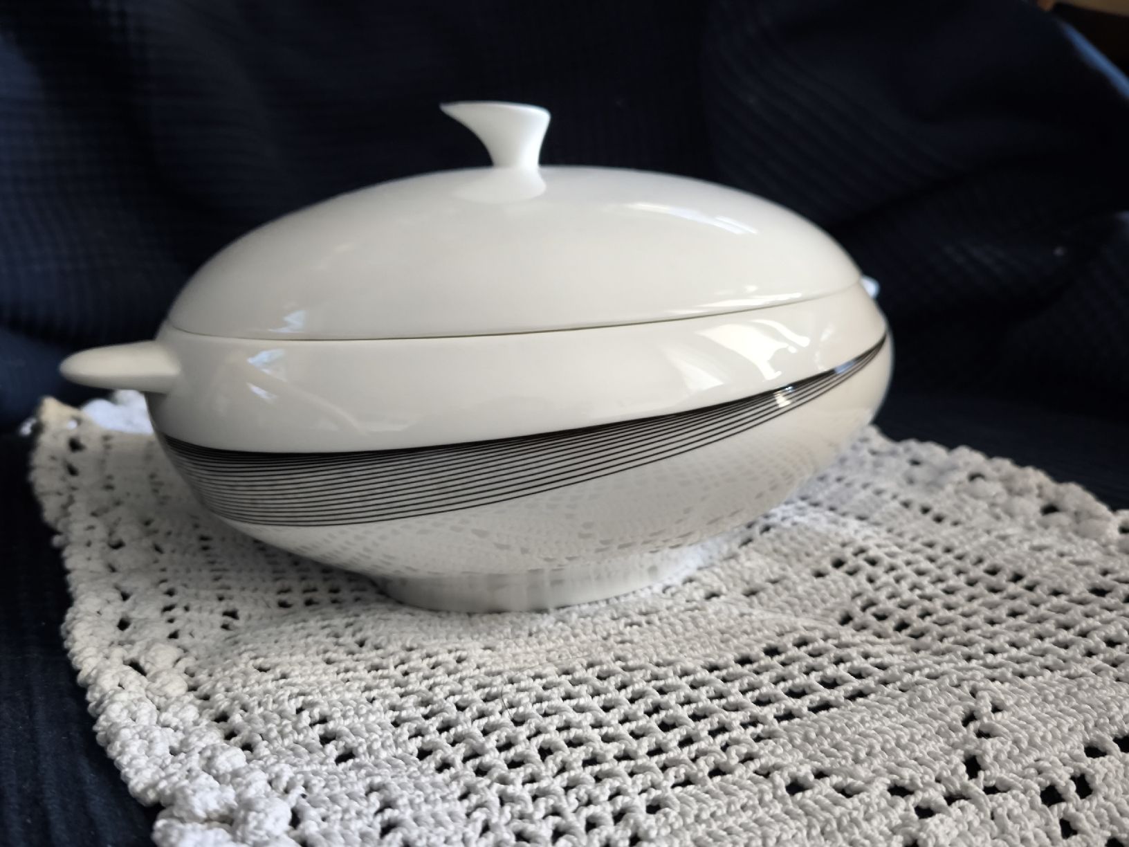 Set di piatti: Wedgwood, Apollo, soupière – Usato da Nyon venduto da mgg_gg9j
