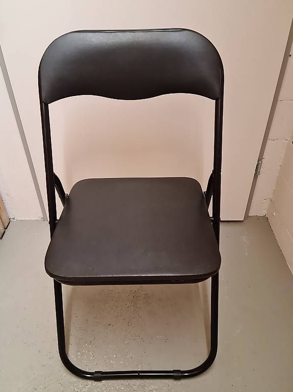 Chaises: 5x Klappstühle – D'occasion à Chur par priester09 1