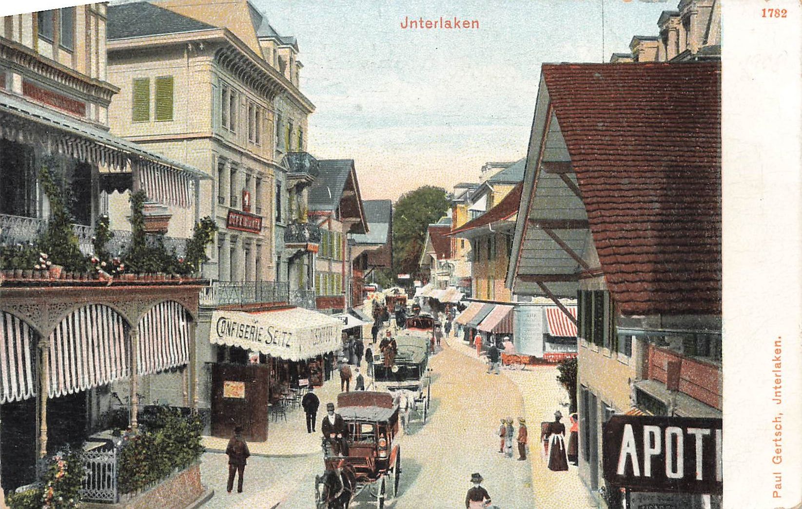 Cartoline postali: Interlaken mit Apotheke und Confiserie – Usato da Schwyz venduto da Seffi56