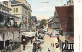 Interlaken mit Apotheke und Confiserie