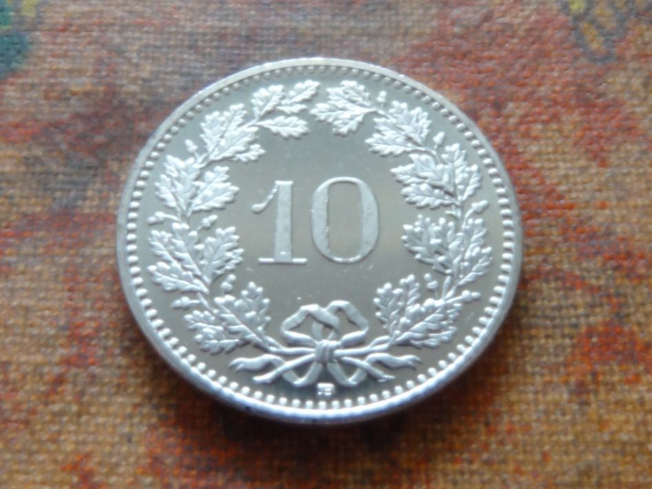 Tutti le monete: 10 Rp. 2015 – Usato da Romanel-sur-Lausanne venduto da Swift13 1
