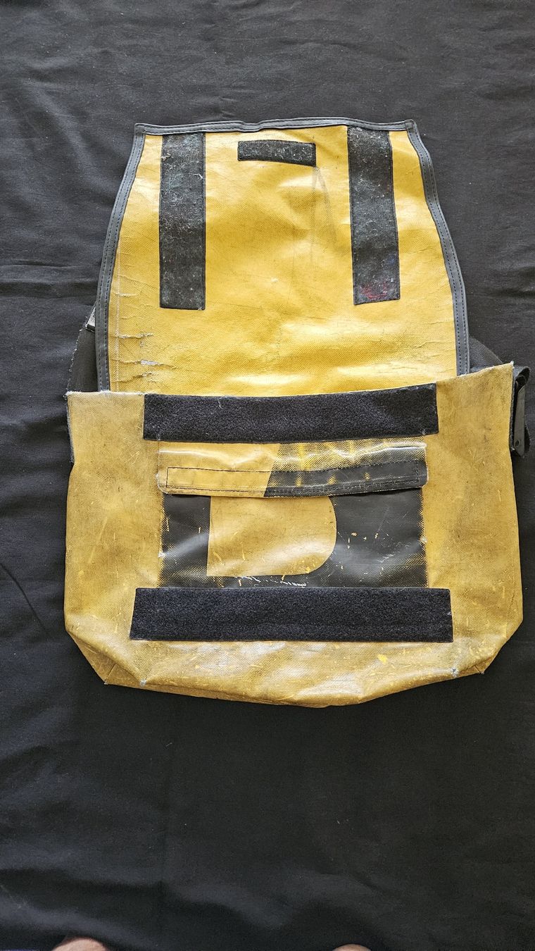 Freitag Taschen: FREITAG Umhängetasche Gelb/Schwarz - – Gebraucht aus Ettingen von samiba 2