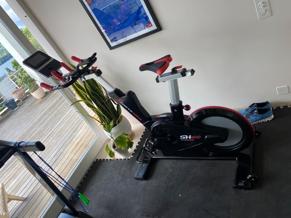 Sportstech elite indoor cycle bike online sx600