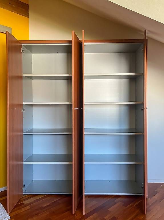 Armoires: Schrank – D'occasion à Oberentfelden par joshi97 1