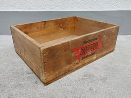 alte Holzkiste OERLIKON ELEKTRODEN