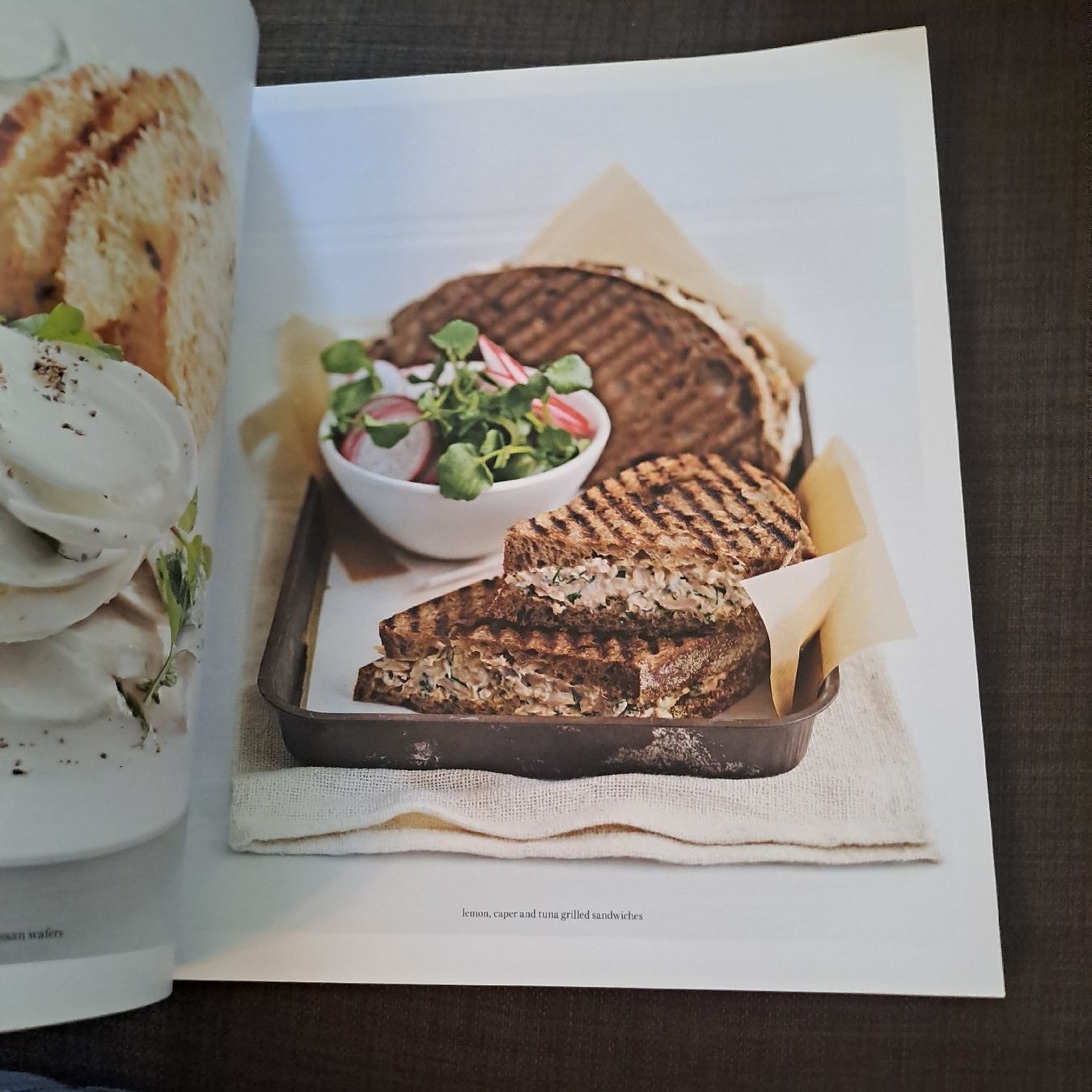 Libri: Donna Hay Simple dinners – Usato da Oberengstringen venduto da ger_v5h5 1