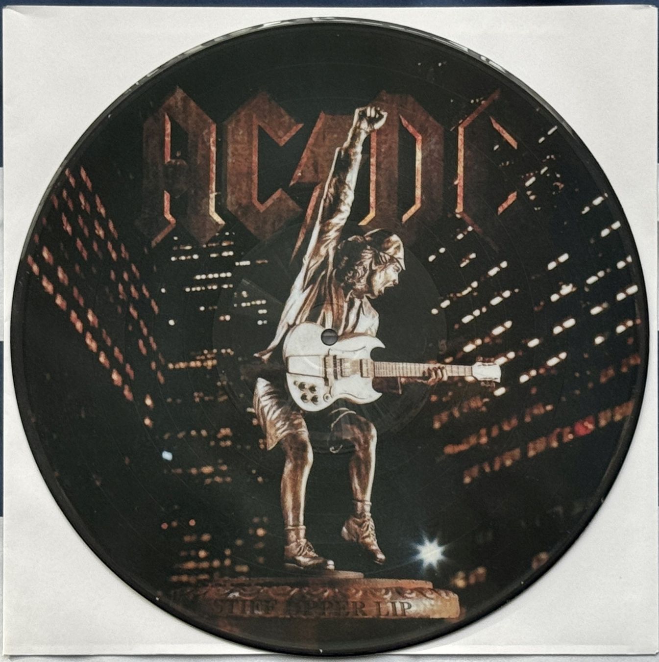 Schallplatten: AC/DC - Stiff upper lip - Picture Disc - Schallplatte – Gebraucht aus Triesen von Ot1100