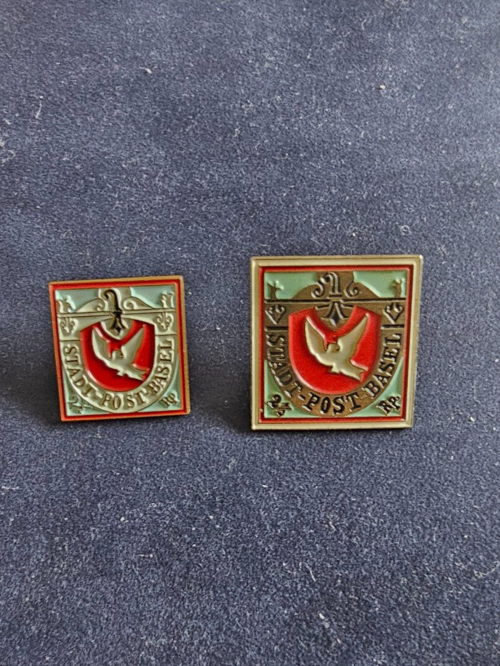 Placchette & Badge: 2 Pin-Set Basel Post – Usato da St Gallen venduto da golov80