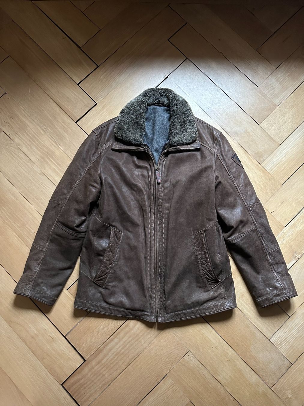 Strellson Giacche: STRELLSON - Lederjacke dunkelbraun 50 – Usato da Zürich venduto da Diazaio