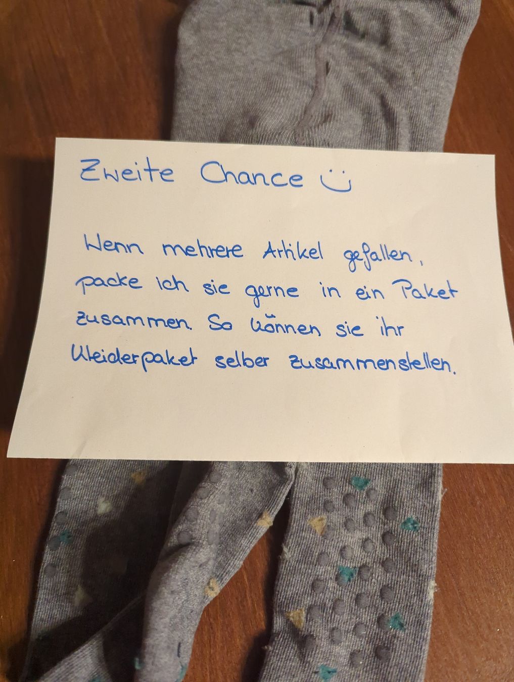 Calze & Collant: Mädchen Strumpfhose, Grösse 86/92, Grau mit Muster, Top – Usato da Kyburg-Buchegg venduto da zheer 2