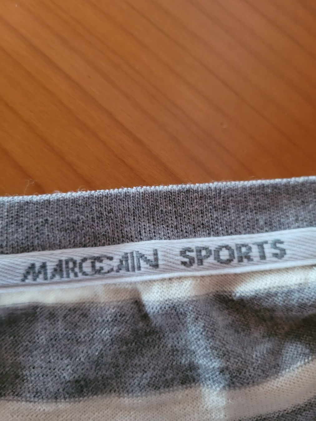 Marc Cain Pullover & Sweatshirts: MARCCAIN Sport - Pullover, Gr. 4 – Gebraucht aus Auslikon von hera8331 3