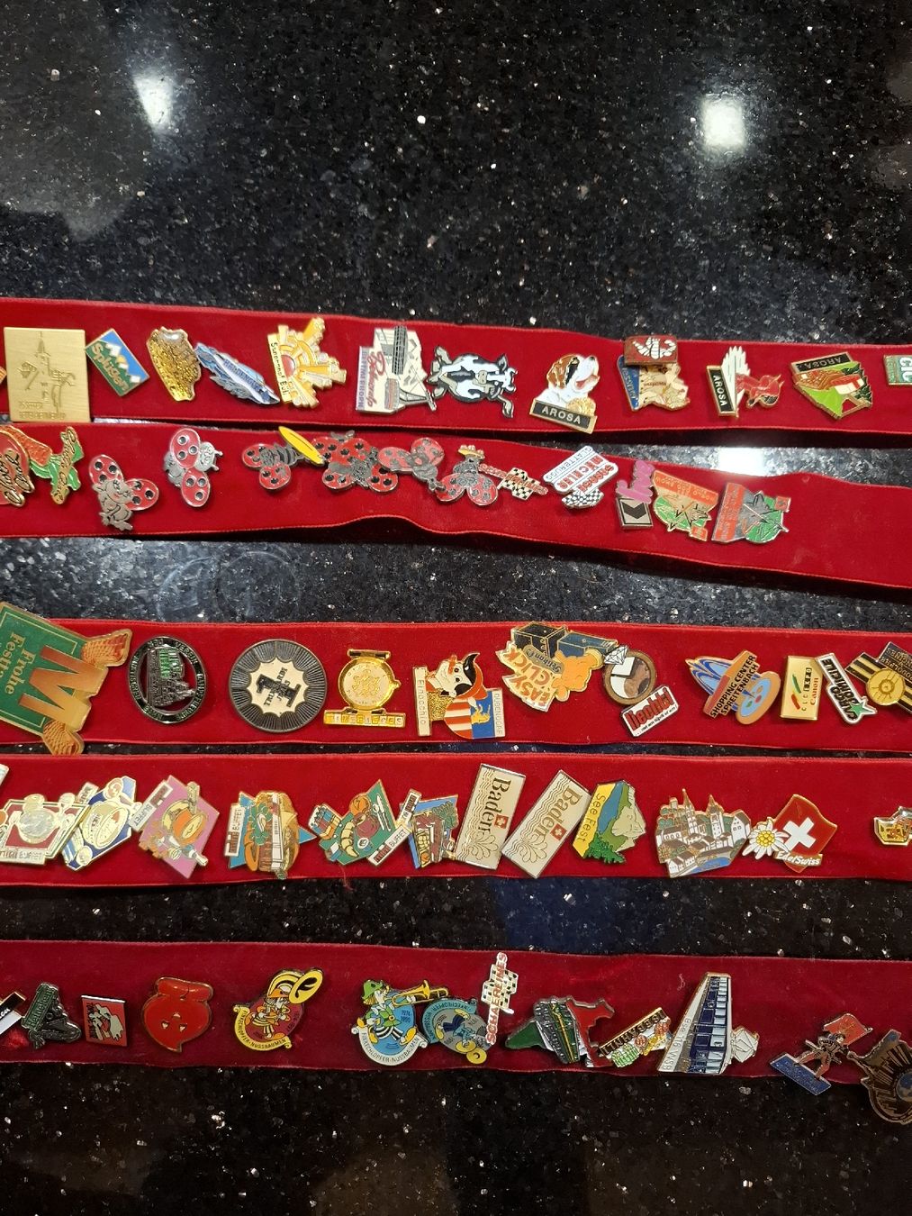 Placchette & Badge: Lot de pins variés  – Usato da Hallau venduto da bru_x82d 3