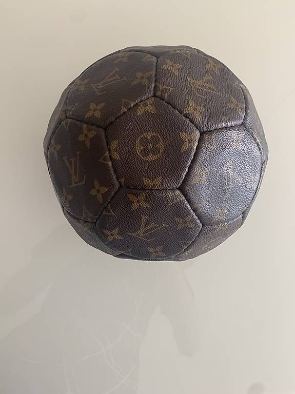 Palloni: Pallone da calcio Louis Vuitton – Usato da Pregassona venduto da pat_8ncg 2