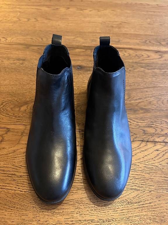Scarpe da uomo: Stiefel Herren Leder Gr. 40 – Usato da Worblaufen venduto da Michele_1994