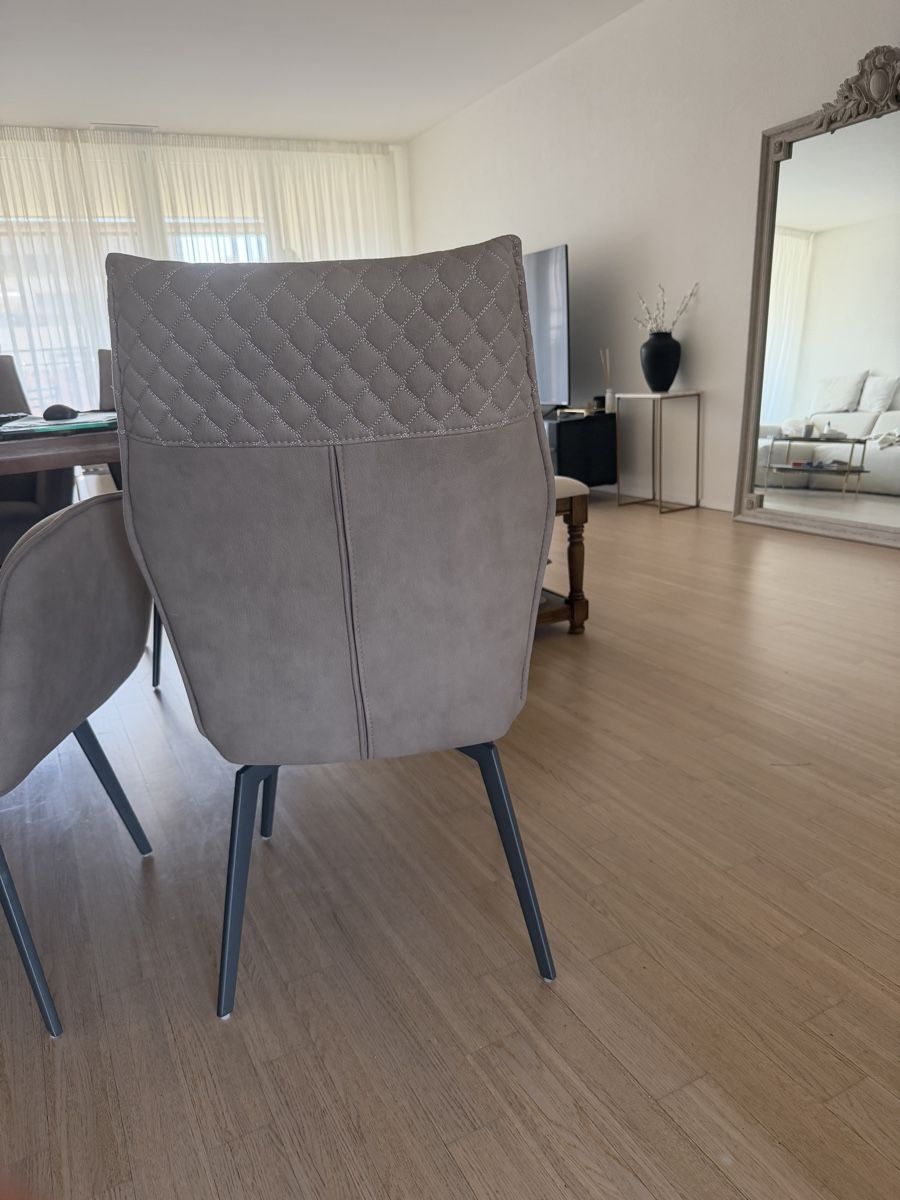 Kare Tavoli: Tisch inkl. Stühle - letzte Chance – Nuovo (secondo la descrizione) da Dietikon venduto da Laura811 3
