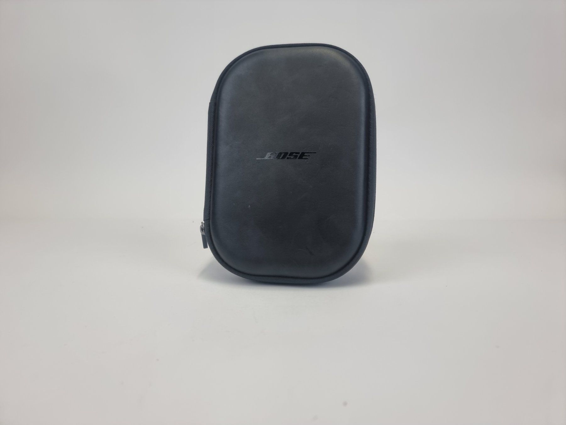 Bose Cuffie: BOSE Kopfhörer im Etui mit Ladegerät – Usato da Urtenen-Schönbühl venduto da Restwert_Schoenbuehl 1