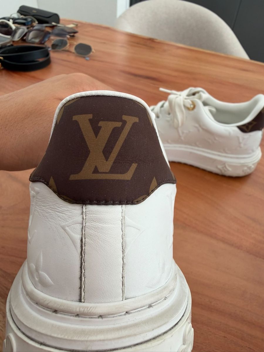 Louis Vuitton Chaussures femmes: Sneaker Louis Vuitton – Neuf (Voir description) à Oberwil-Lieli par yk___ 1