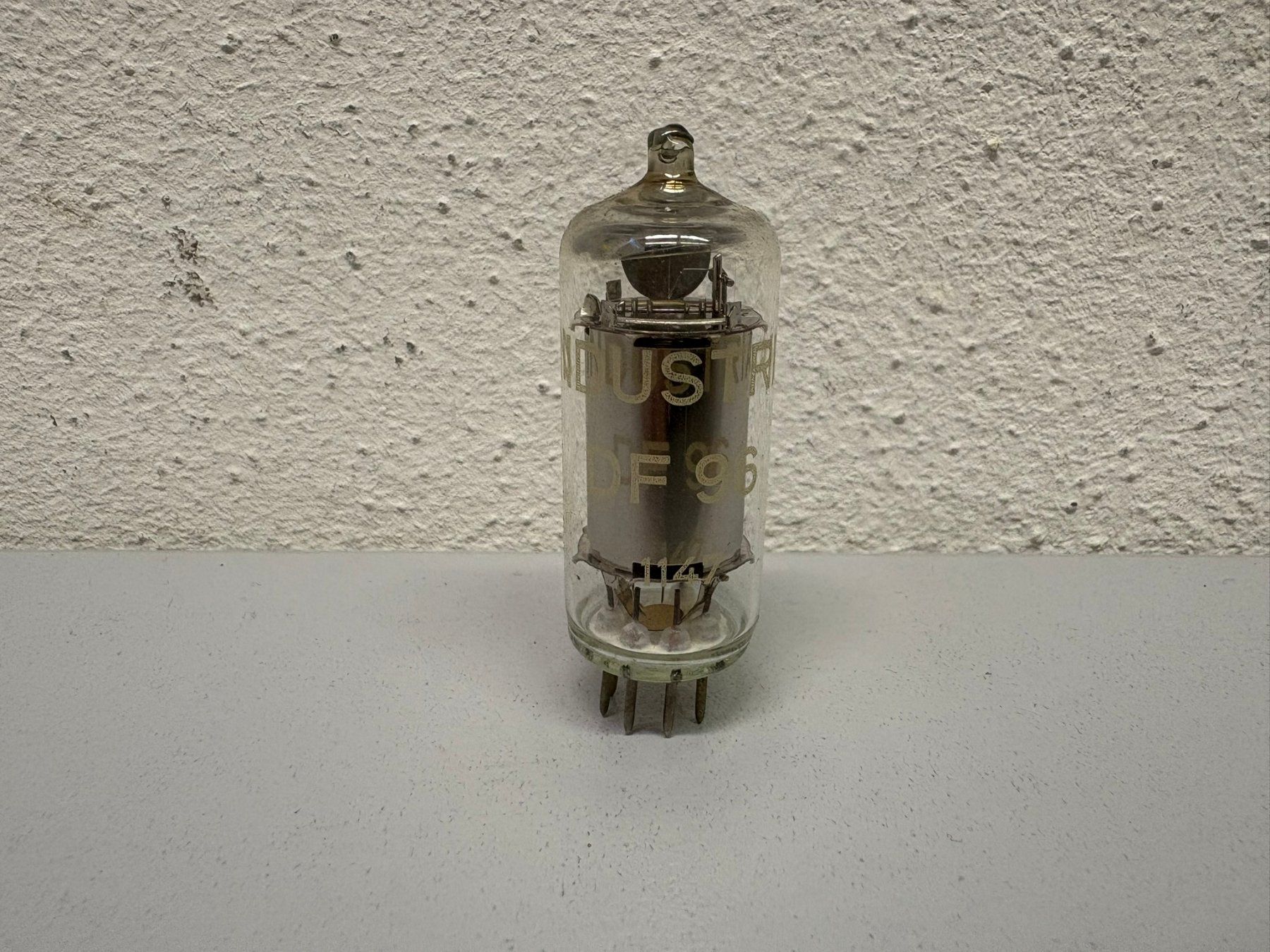 Componenti elettronici: Industria DF 96 – Nuovo (secondo la descrizione) da Hochdorf venduto da av-electronics 1
