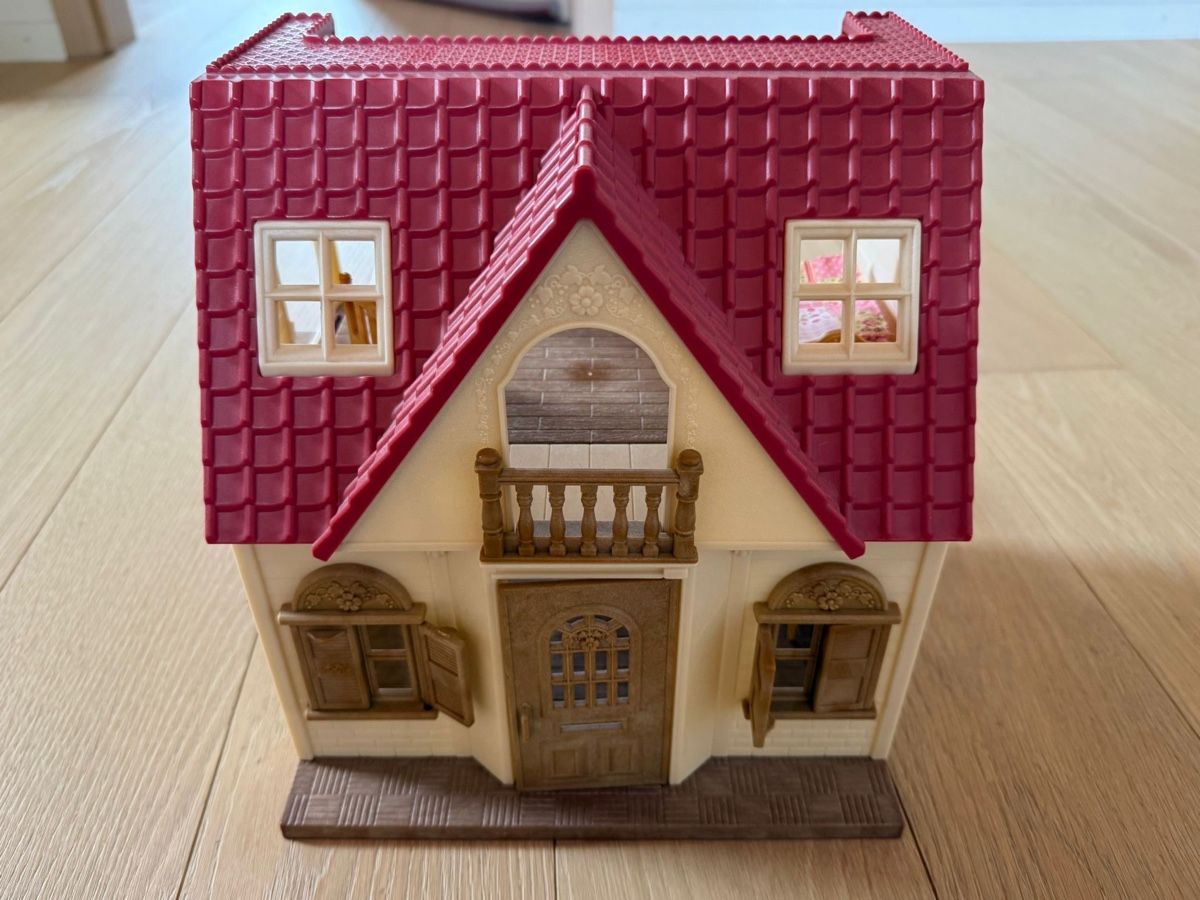 Sylvanian families Case e mobili per bambole: Sylvanian Haus mit Zubehör – Usato da Hausen am Albis venduto da Mely182