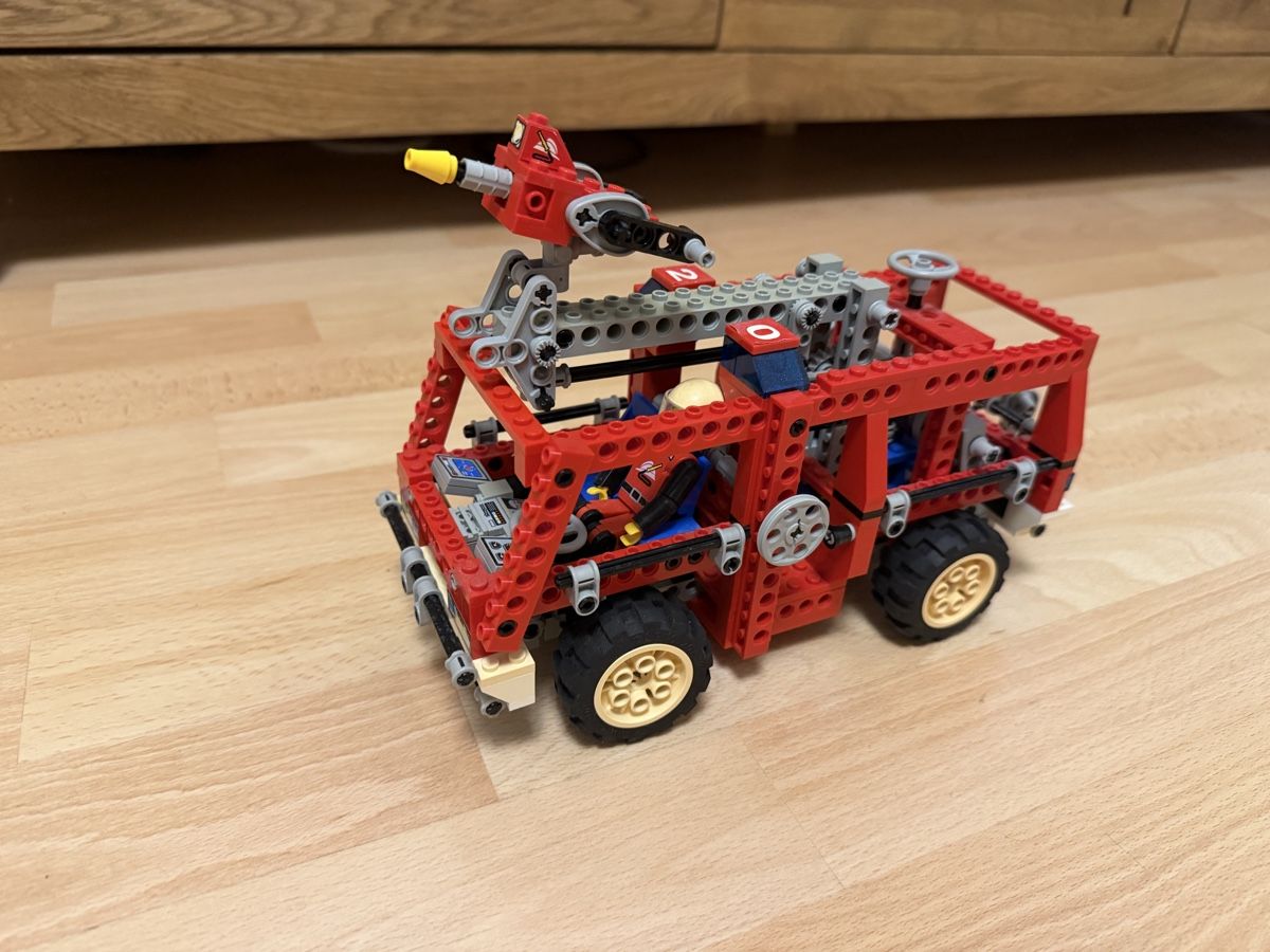 Lego Kit di costruzioni: LEGO Technic 8280 Fire Engine – Usato da Mirchel venduto da Hilal1994