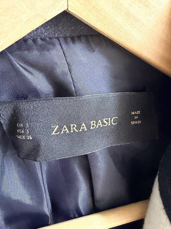 Cappotti: Mantel Zara Basic Gr. S – Usato da Bern venduto da Mr.LR 1