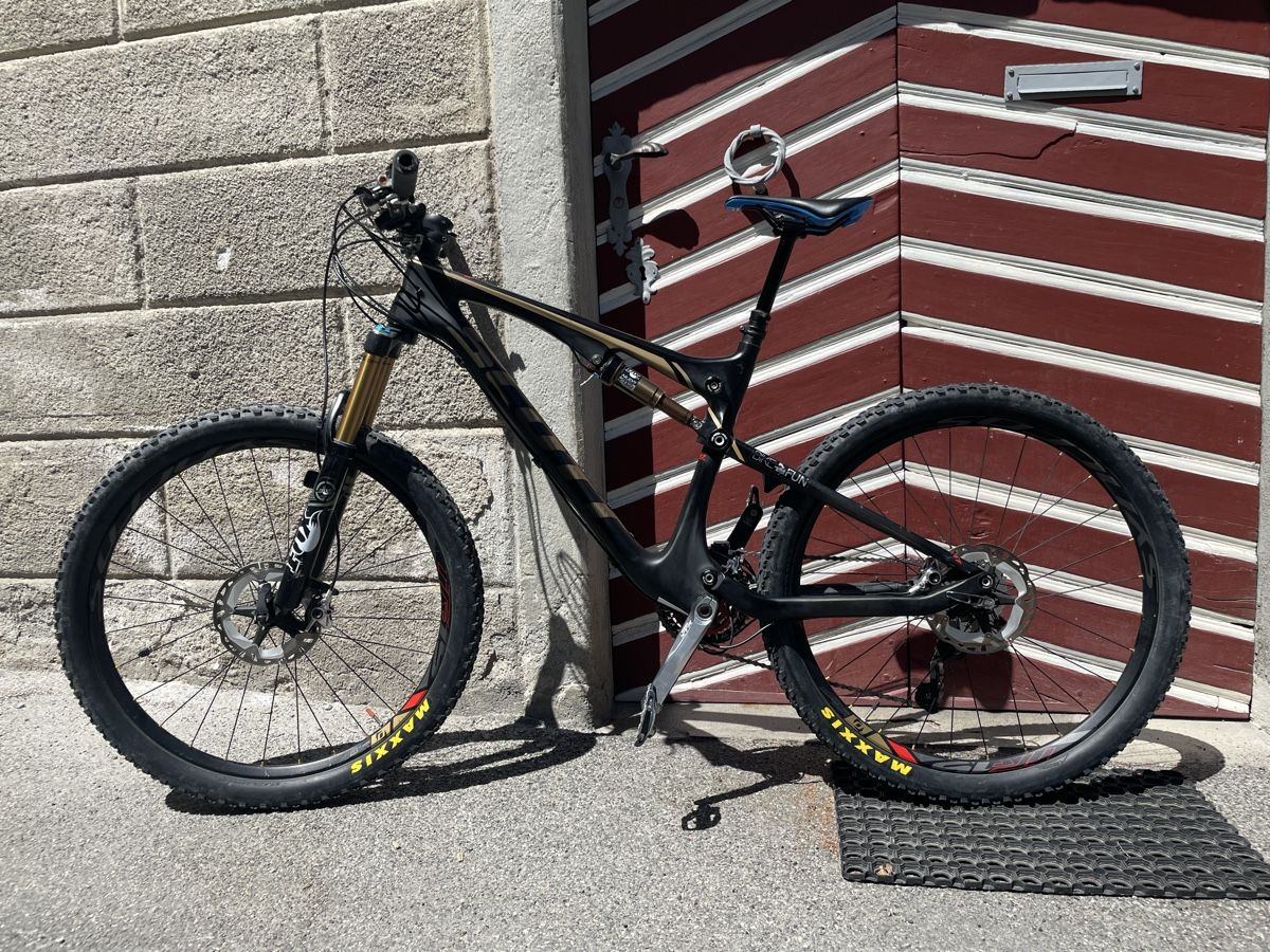 Scott Biciclette: Scott Genius 700 Premium Carbon – Usato da Malans GR venduto da johanna46