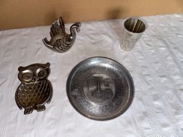 4 pièces décoratives en métal noble massif