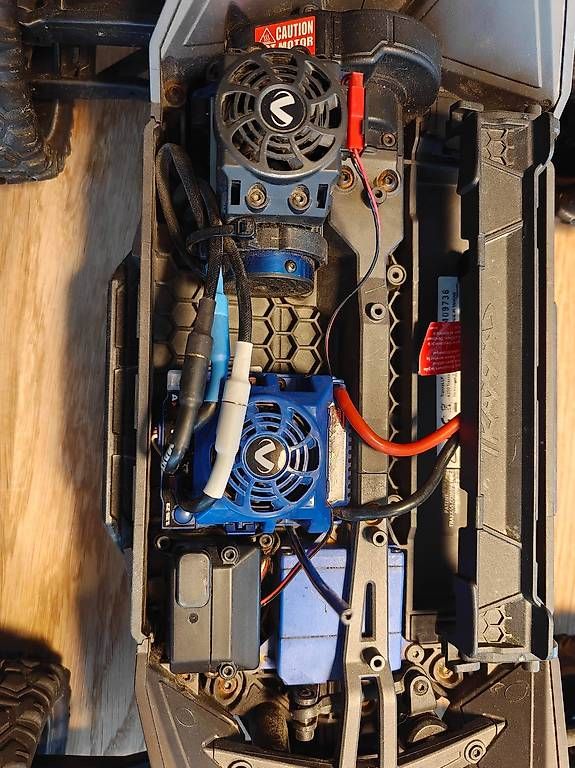 Modellismo RC: Traxxas maxx 4s – Usato da Kriessern venduto da jan_j9pv 3
