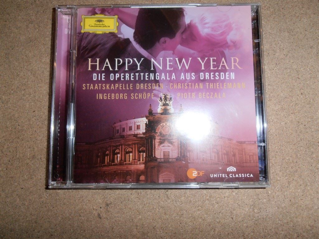 CDs: Happy New Year - Staatskapelle Dresden – Gebraucht aus Zürich von etrhorber