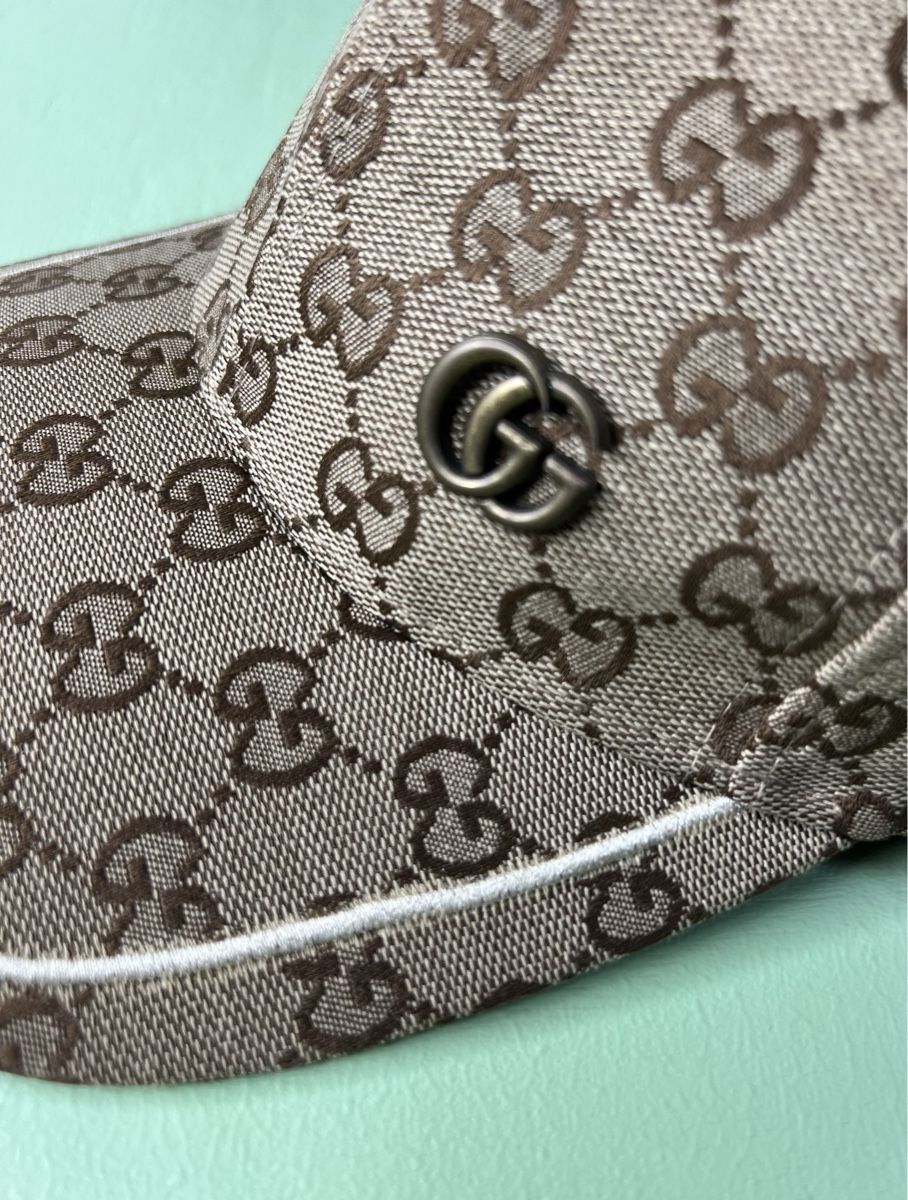Gucci Altro in  Abbigliamento & Accessori: GUCCI Cap Beige mit Logo GG Bronce NEU – Nuovo e nell'imballaggio originale da Zürich venduto da stock4you 4