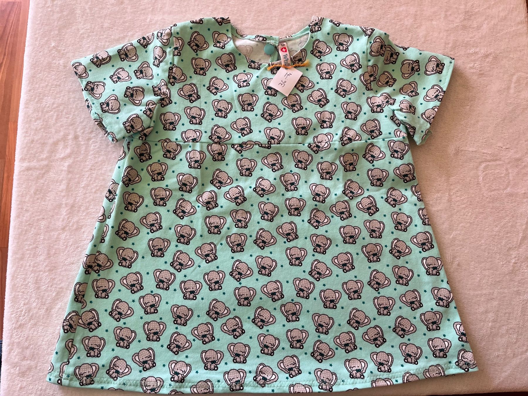 Vestiti & Gonne: 1 Kinderkleid selbst genäht – Nuovo e nell'imballaggio originale da Büsserach venduto da bor_s88m