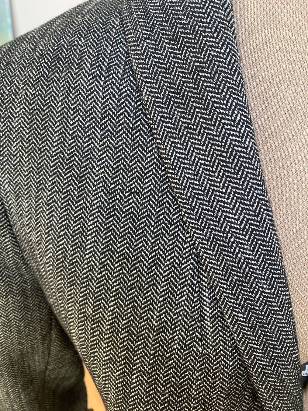H&M Jacken: Blazer H&M taille XS-S – Gebraucht aus Basel von Maria-Alexa 1