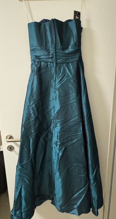 Kleider: Elegantes Abendkleid, Gr. 40 (passt eher 36/38) – Neu (gemäss Beschreibung) aus Zürich von pamleano 1