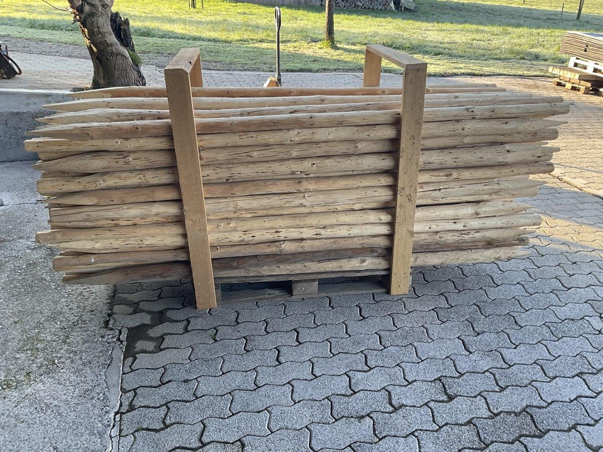 Articoli in legno: Baum Pfähle, Baum Schwiren, Holzpfahl – Nuovo (secondo la descrizione) da Eschenbach LU venduto da Resu685 4