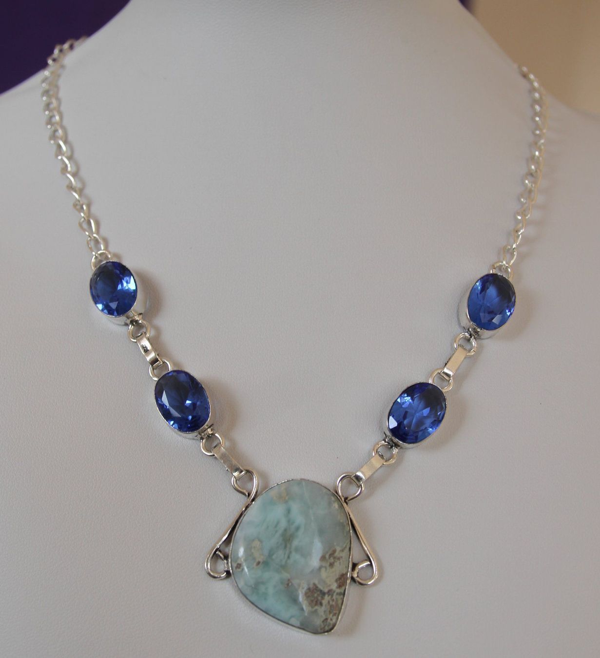 Catenine: NEU: Larimar Blautopas Kette – Nuovo (secondo la descrizione) da Matten b. Interl venduto da EdelsteineInterlaken 1