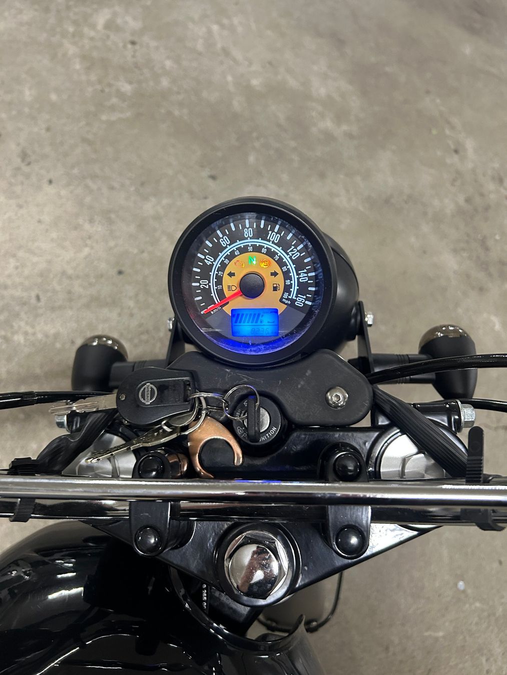Mash Strada: Mash Two Fifty 250 – Difettoso da Thun venduto da memorynotfound 4