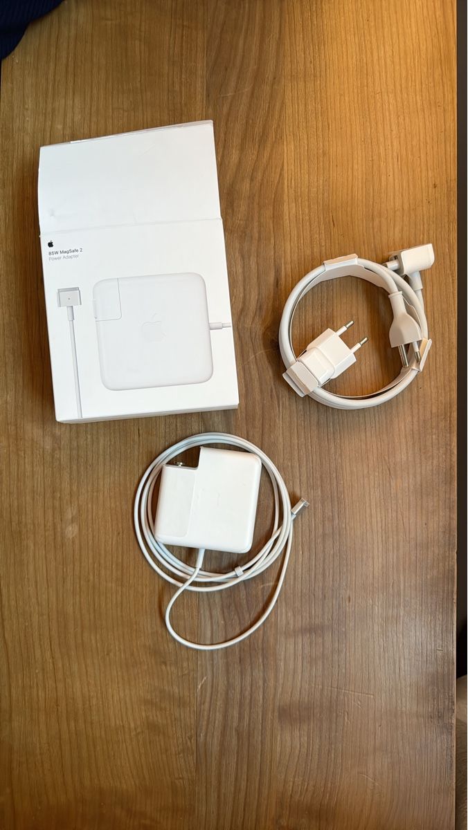 Apple Caricabatterie: Apple MacBook Netzteil 60W Magsafe 1 Ladegerät CHF – Nuovo e nell'imballaggio originale da Disentis/Mustér venduto da ben_p7g7