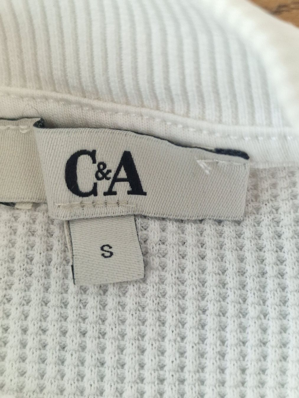 C&A Maglioni & Felpe: Cooler Basic Pullover C&A weiss Waffelstruktur Gr S wie neu! – Nuovo (secondo la descrizione) da Meierskappel venduto da HeartWear 2