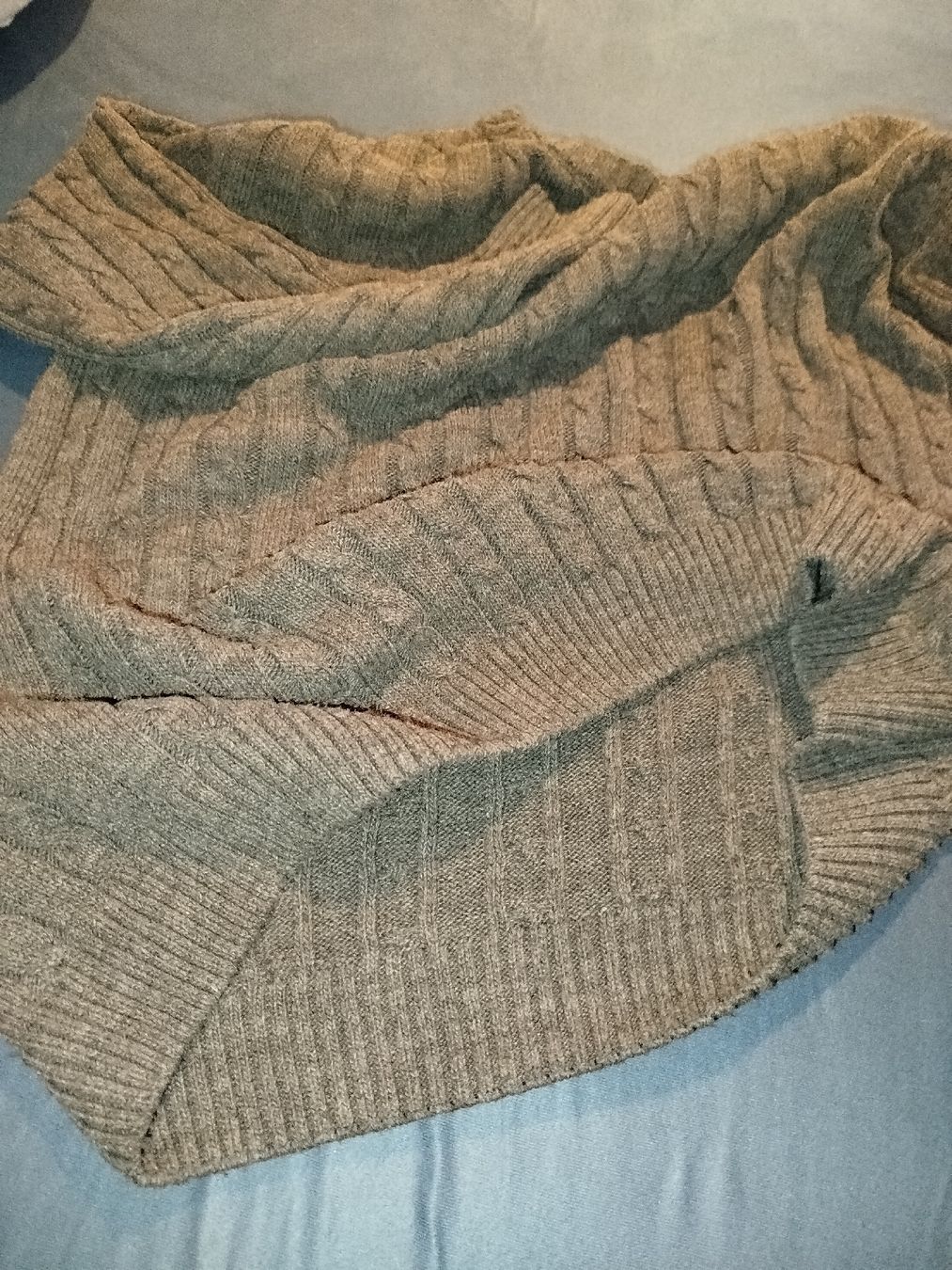 Maglioni & Felpe: Warmer Strickpullover, Grösse L, ideal für den Winter – Usato da Unterseen venduto da M.47 2