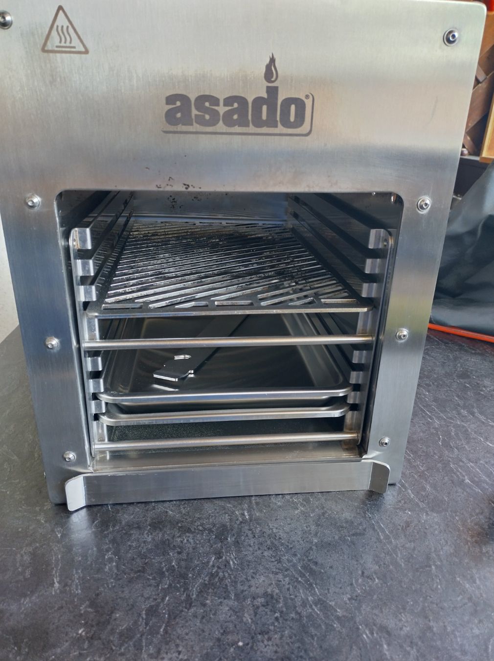 Griglie: GASGRILL 800 Grad asado – Usato da Oberwil BL venduto da Fgquerschleeger